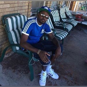 Meet your Posher, Deon